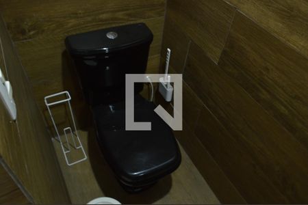 Casa à venda com 160m², 3 quartos e 3 vagas Casa à venda com 160m², 3 quartos e 3 vagasBanheiro de Serviço