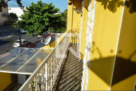 Casa à venda com 160m², 3 quartos e 3 vagas Casa à venda com 160m², 3 quartos e 3 vagasVaranda do Salão de Jogos