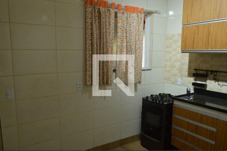 Casa à venda com 160m², 3 quartos e 3 vagas Casa à venda com 160m², 3 quartos e 3 vagasCozinha