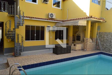 Casa à venda com 160m², 3 quartos e 3 vagas Casa à venda com 160m², 3 quartos e 3 vagasÁrea Gourmet