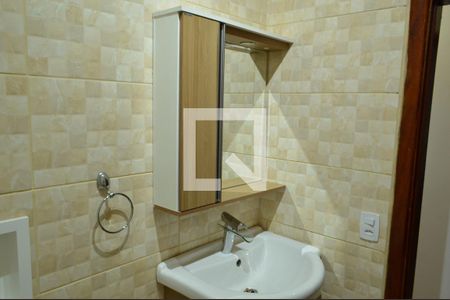 Casa à venda com 160m², 3 quartos e 3 vagas Casa à venda com 160m², 3 quartos e 3 vagasBanheiro