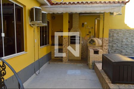 Casa à venda com 160m², 3 quartos e 3 vagas Casa à venda com 160m², 3 quartos e 3 vagasÁrea Gourmet