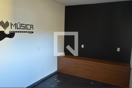 Casa à venda com 160m², 3 quartos e 3 vagas Casa à venda com 160m², 3 quartos e 3 vagasEstúdio