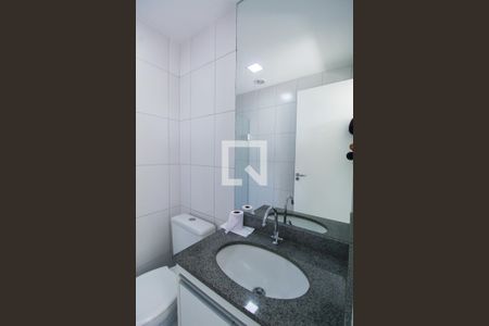Banheiro de apartamento para alugar com 1 quarto, 33m² em Brás, São Paulo