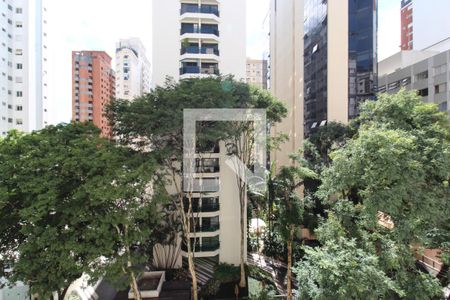 Vista  de apartamento à venda com 3 quartos, 129m² em Itaim Bibi, São Paulo