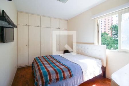 Suíte  de apartamento à venda com 3 quartos, 129m² em Itaim Bibi, São Paulo