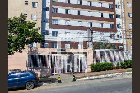Apartamento para alugar com 46m², 2 quartos e 1 vaga Apartamento para alugar com 46m², 2 quartos e 1 vagaFachada