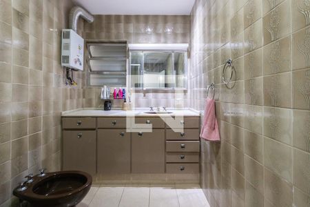 Apartamento para alugar com 150m², 3 quartos e sem vagaBanheiro