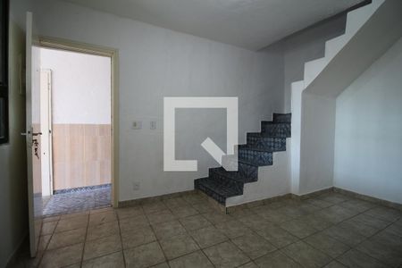 Sala de casa para alugar com 3 quartos, 150m² em Parque Colonial, São Paulo