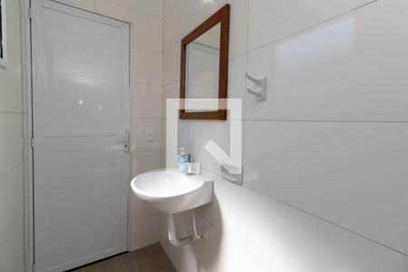 Casa à venda com 251m², 2 quartos e 2 vagasLavabo