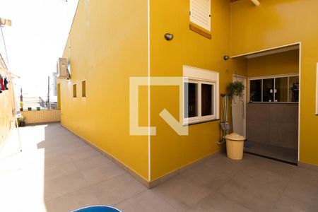 Casa à venda com 251m², 2 quartos e 2 vagasCorredor