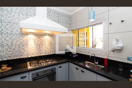 Casa à venda com 251m², 2 quartos e 2 vagasCozinha