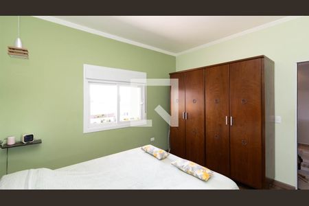 Casa à venda com 251m², 2 quartos e 2 vagasSuíte