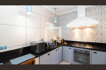 Casa à venda com 251m², 2 quartos e 2 vagasCozinha