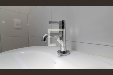 Casa à venda com 251m², 2 quartos e 2 vagasLavabo