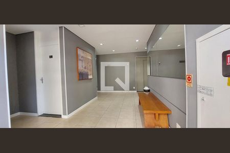 Apartamento à venda com 54m², 2 quartos e 1 vaga Apartamento à venda com 54m², 2 quartos e 1 vagaHall social