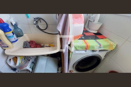 Apartamento à venda com 54m², 2 quartos e 1 vaga Apartamento à venda com 54m², 2 quartos e 1 vagaÁrea de Serviço