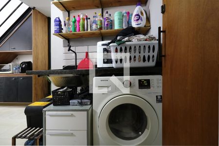 Apartamento à venda com 120m², 2 quartos e 1 vagaÁrea de Serviço