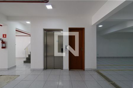 Apartamento à venda com 120m², 2 quartos e 1 vagaElevador