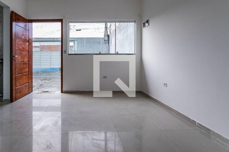 Sala de casa para alugar com 2 quartos, 67m² em Jardim Aeroporto Iii, Mogi das Cruzes
