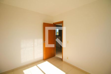 Quarto 2 de apartamento para alugar com 2 quartos, 55m² em Passo das Pedras, Gravataí