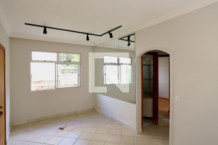 Sala de apartamento para alugar com 2 quartos, 70m² em Santo Antônio, Belo Horizonte