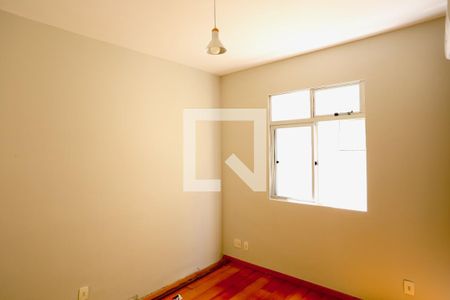 Suíte de apartamento para alugar com 2 quartos, 70m² em Santo Antônio, Belo Horizonte