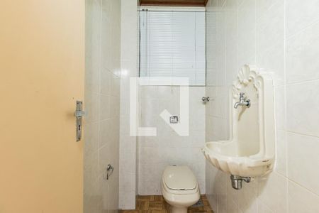 Lavabo de apartamento para alugar com 2 quartos, 93m² em Santa Cecília, Porto Alegre