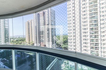 Varanda de apartamento à venda com 3 quartos, 99m² em Barra da Tijuca, Rio de Janeiro