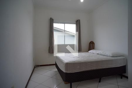 Quarto Suíte 1 de casa para alugar com 2 quartos, 60m² em Ingleses do Rio Vermelho, Florianópolis