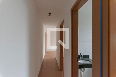 Apartamento à venda com 54m², 2 quartos e 2 vagasCorredor
