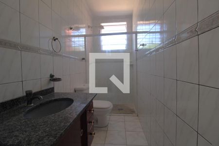 Banheiro da suíte de casa para alugar com 3 quartos, 100m² em Jardim Santa Cruz (campo Grande), São Paulo