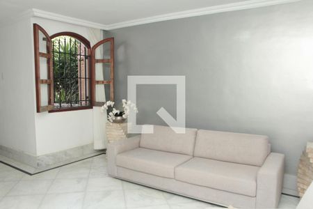 Sala de casa para alugar com 4 quartos, 370m² em Dona Clara, Belo Horizonte