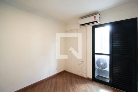 Suíte de apartamento para alugar com 3 quartos, 105m² em Vila Nova Conceição, São Paulo