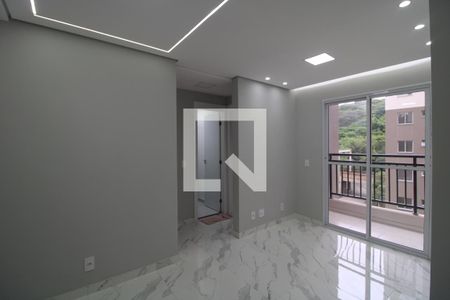 Sala de apartamento para alugar com 2 quartos, 40m² em Usina Piratininga, São Paulo
