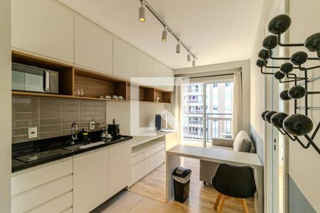 Sala e Cozinha de apartamento para alugar com 1 quarto, 28m² em República, São Paulo