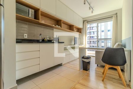 Cozinha de apartamento à venda com 1 quarto, 28m² em República, São Paulo