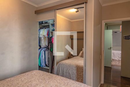 Apartamento à venda com 134m², 4 quartos e 2 vagas Apartamento à venda com 134m², 4 quartos e 2 vagasQuarto 4