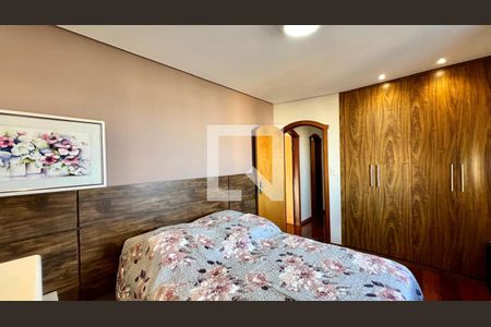 Quarto 1 de apartamento para alugar com 4 quartos, 120m² em Sagrada Família, Belo Horizonte