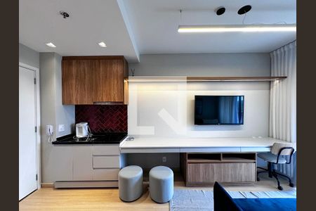 Sala/Cozinha de apartamento para alugar com 1 quarto, 30m² em Santo Amaro, São Paulo