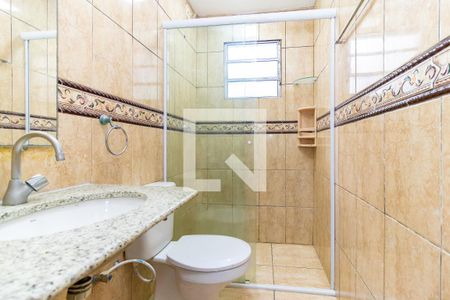 Banheiro de casa para alugar com 1 quarto, 40m² em Conjunto Habitacional A E Carvalho, São Paulo