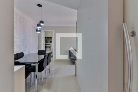 Sala de apartamento à venda com 2 quartos, 64m² em Jardim Ester Yolanda, São Paulo