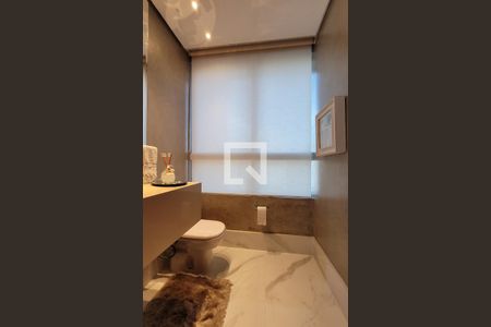 Apartamento à venda com 385m², 4 quartos e 4 vagas Apartamento à venda com 385m², 4 quartos e 4 vagasLavabo