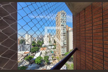 Apartamento à venda com 385m², 4 quartos e 4 vagas Apartamento à venda com 385m², 4 quartos e 4 vagasVista