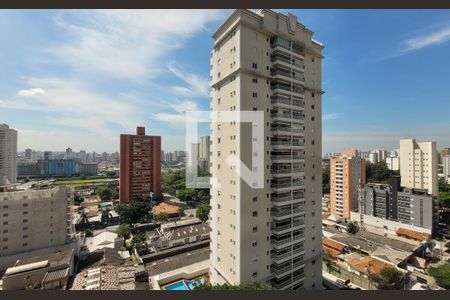 Apartamento à venda com 385m², 4 quartos e 4 vagas Apartamento à venda com 385m², 4 quartos e 4 vagasVista