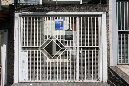 Casa à venda com 200m², 3 quartos e 4 vagasFachada/ plaquinha 