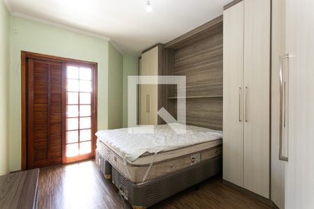 Casa à venda com 200m², 3 quartos e 4 vagasSuíte