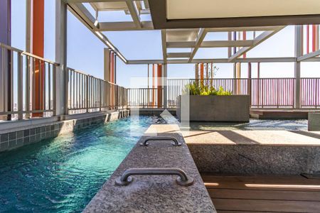 Studio à venda com 34m², 1 quarto e sem vagaÁrea comum - Piscina