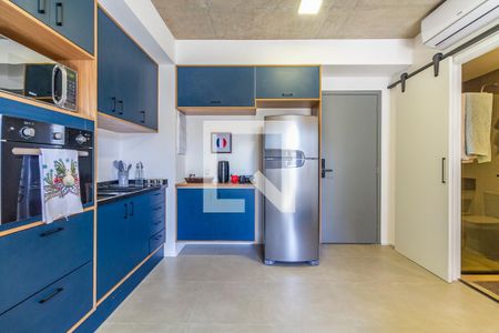 Cozinha de kitnet/studio à venda com 1 quarto, 34m² em Cerqueira César, São Paulo