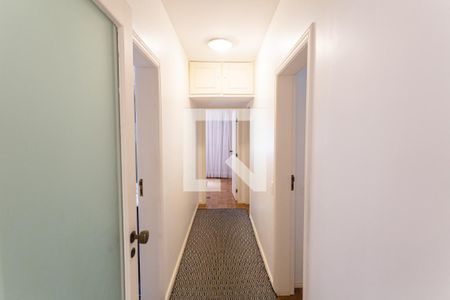 Corredor de apartamento para alugar com 3 quartos, 145m² em Sion, Belo Horizonte